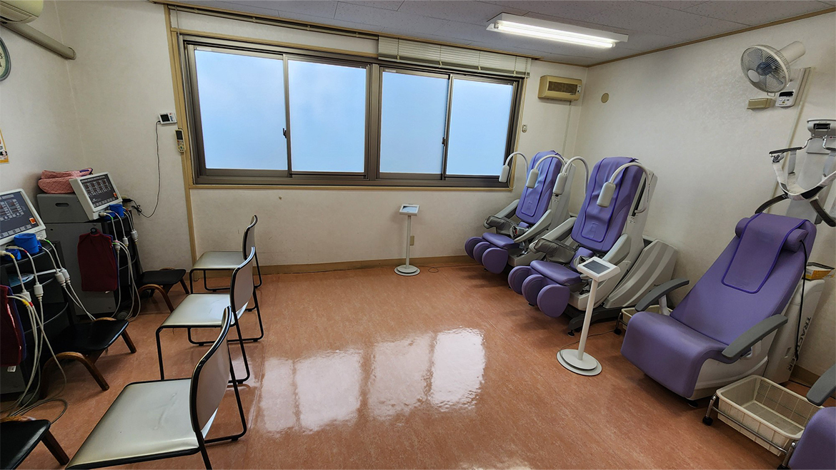 医療法人社団民衆会　林整形外科医院リハビリ室